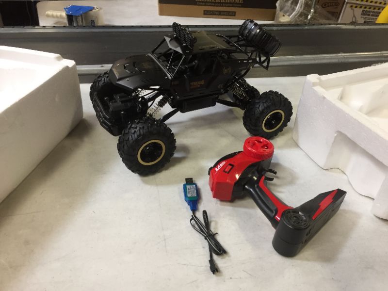 Photo 2 of 4WD RC Monster Truck Off-Road Vehicle 2.4G Remote Control Crawler Electric Cars
