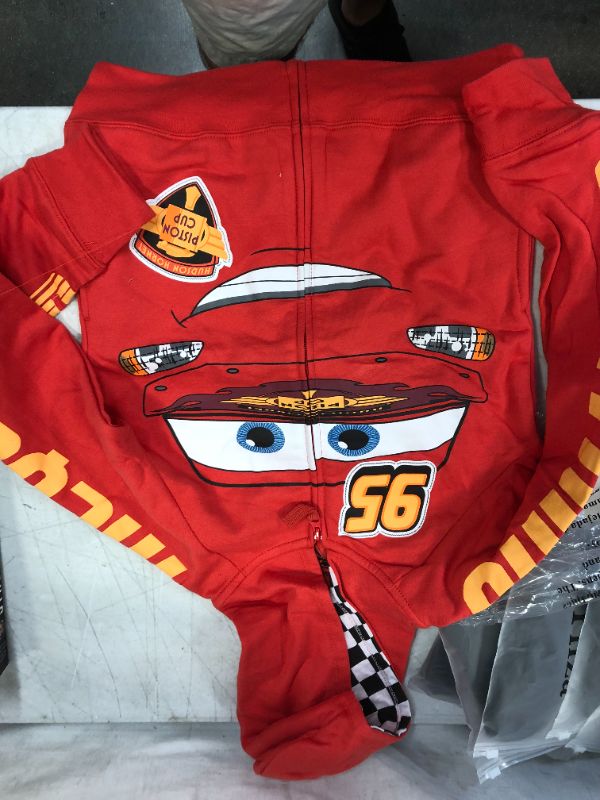 Photo 1 of Youth 5 to 6 size Lightning McQueen Cars zip up hoodie jacket