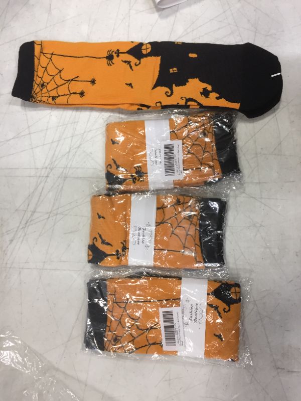 Photo 1 of 4 pack of halloween socks