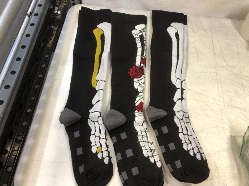 Photo 2 of  3packs compression socks skeleton style- L