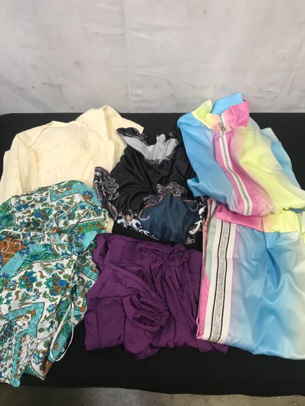 Photo 1 of assorted clothing bundle 