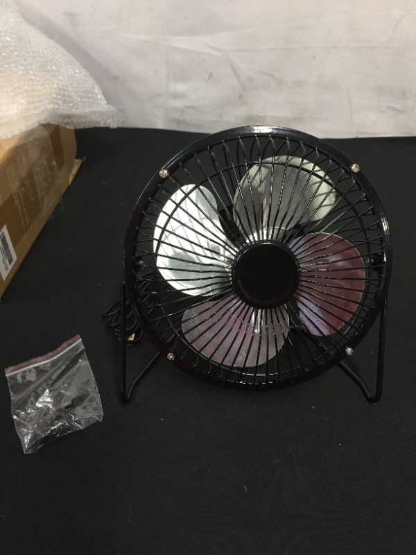 Photo 1 of USB plug in table fan 