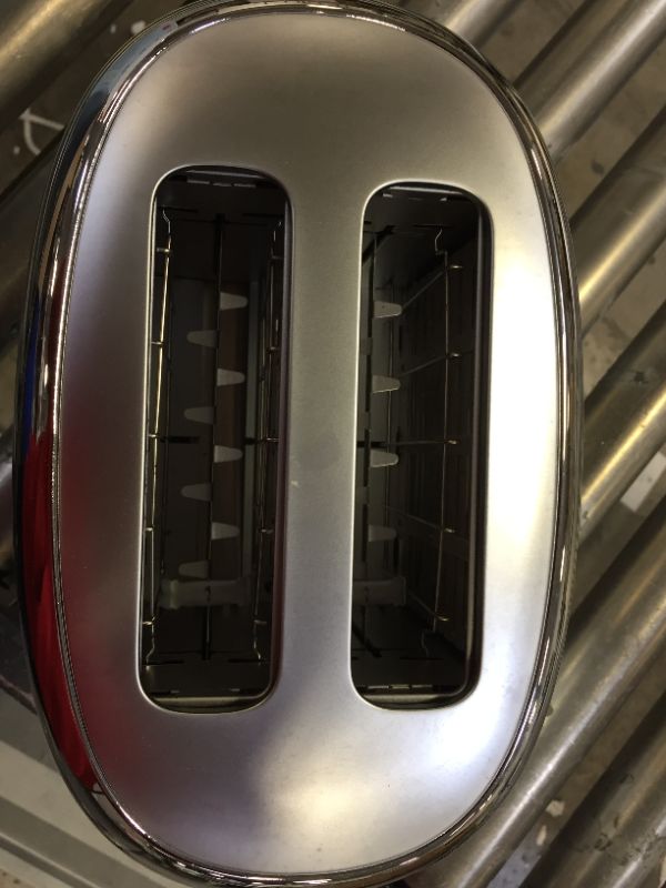 Photo 2 of Smeg 2-Slice Toaster-Chrome
