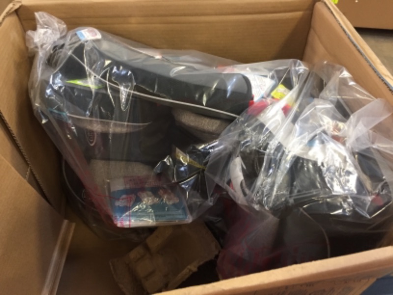 Photo 1 of Graco - Slimfit All-in-One Convertible Car Seat, Darcie