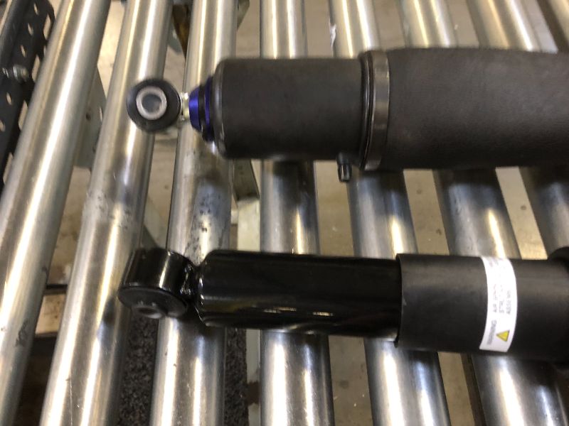 Photo 4 of APDTY 133936 Rear Air Suspension Air Shock Set
