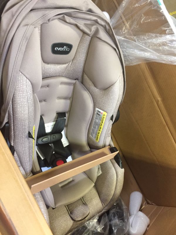 Photo 4 of Evenflo Pivot Modular Travel System With SafeMax Car Seat
