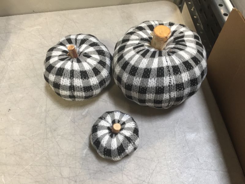 Photo 2 of 3 Pcs Assorted Crochet Pumpkins Plaid Pumpkins Gingham Buffalo Check Knit Pumpkins Fall Thanksgiving Halloween Seasonal Holiday Farmhouse Tabletop Decoration