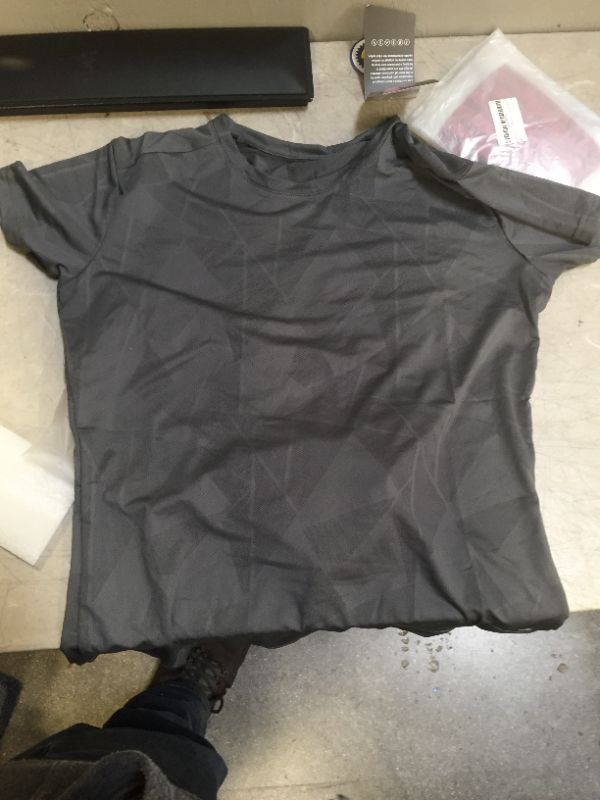 Photo 1 of Generic UV resistant shirt