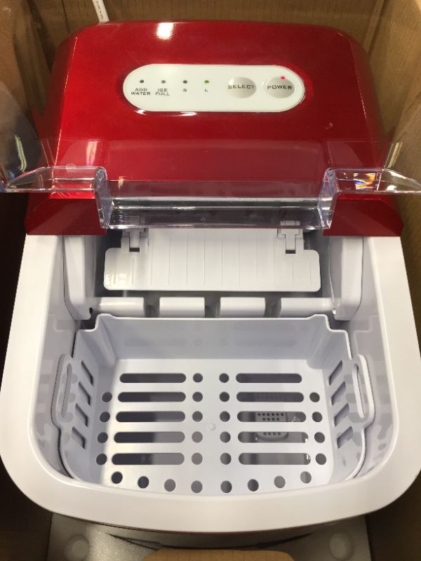 Photo 2 of Igloo 26-Pound Portable Ice Maker, Retro Red Iceb26rr