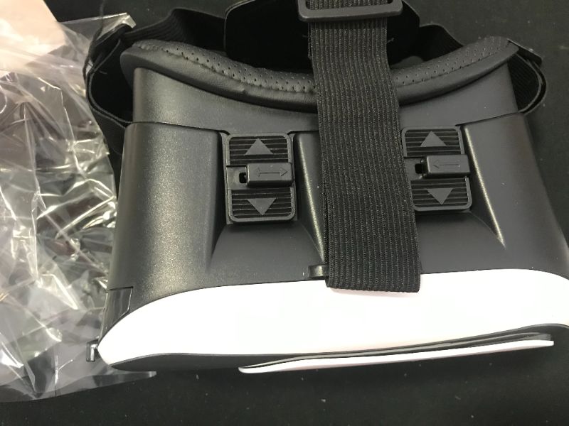 Photo 1 of VR BOX  virtual reality glasses---generic brand---5pieces