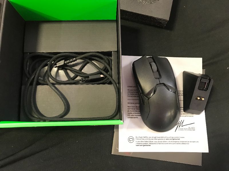 Photo 2 of VIPER ULTIMATE  wireless gaming mouse with charger---generic brand