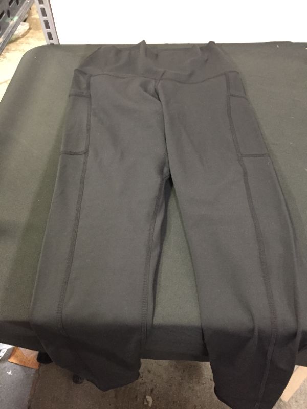 Photo 1 of WOMEN'S LEGGINGS CAPRI SIZE SMALL