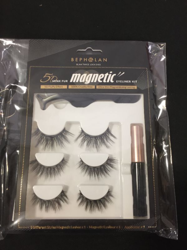 Photo 1 of 5D MINK FUR LASHES AND EYELINER MAGNETIC KIT