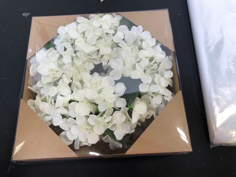 Photo 1 of  14 INCH WHITE SIMULATION HYDRANGEA WREATH 