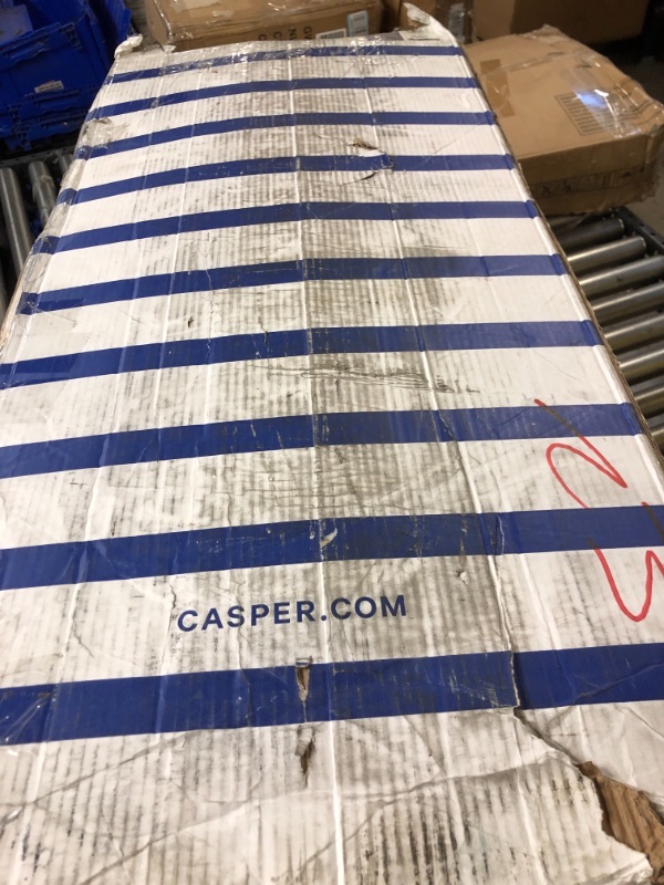 Photo 5 of Casper Sleep Original Hybrid Mattress, California King box is damage
