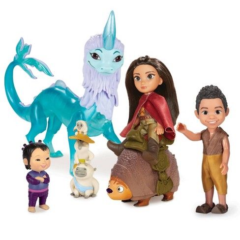 Photo 1 of Disney Raya and the Last Dragon Character Doll Giftset
