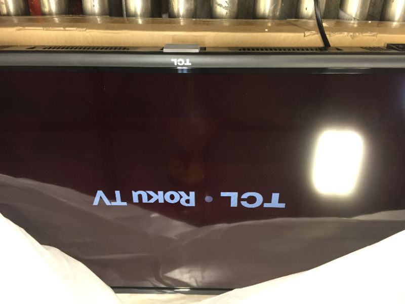 Photo 1 of 32" Class 3-Series LED Full HD Smart Roku TV