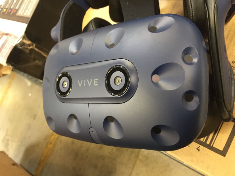 Photo 2 of HTC Vive Headset Only, UNABLE TO TESTE FUNCTIONALITY, SELLING AS IS 
