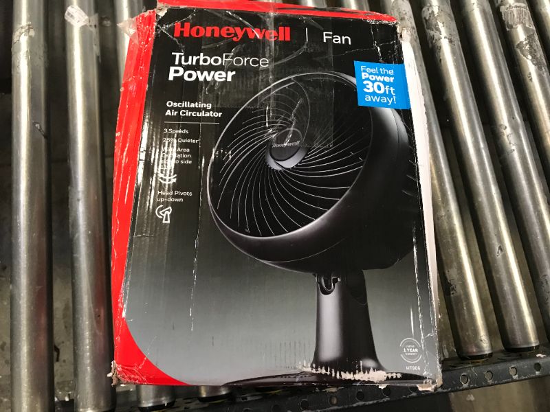 Photo 3 of 10 in. Turbo Force Oscillating Table Fan