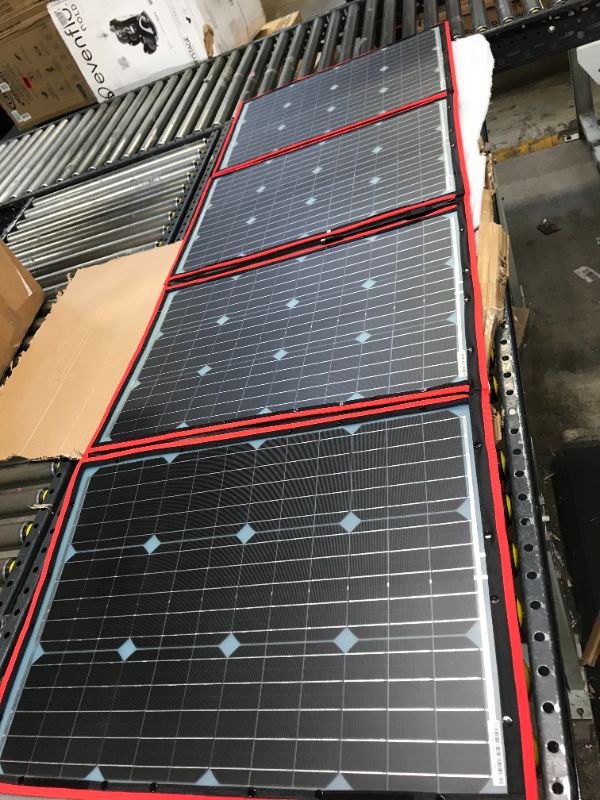 Photo 2 of DOKIO 220w 18v Foldable Solar Panel
