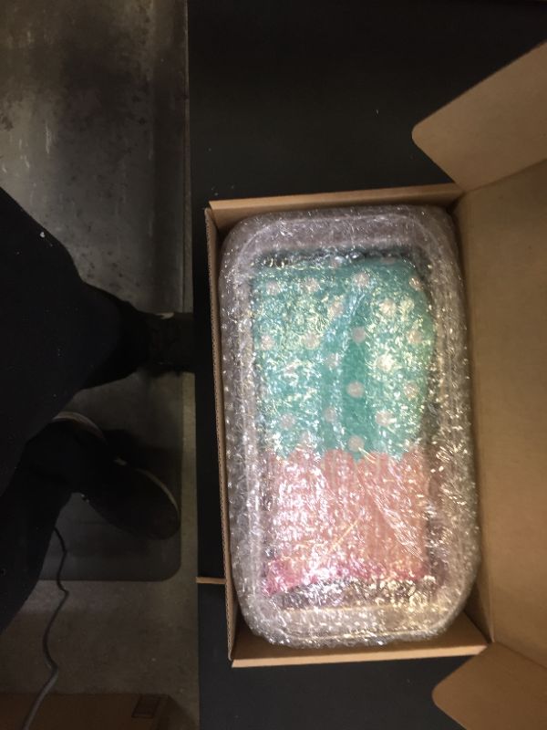 Photo 1 of DOYOLLA Loaf Pan for Bread Baking, Set of 4 Non-stick Bread Toast Box Bakeware & Oven Mitt For Professional & Home Bakers - Gold/0.99 Lb Capacity
