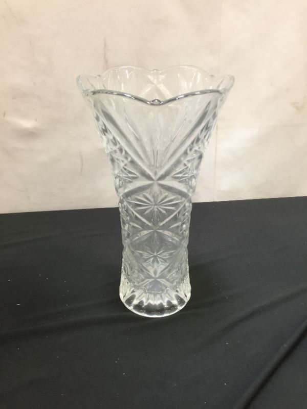 Photo 2 of Glass Thickened Crystal Glass Rustic Flower Vases, Large Size Table Floral Vase Crystal Glass Clear Vase, Barcelona Style for Home Decor Centerpieces, Events, Vintage Look, 3#
