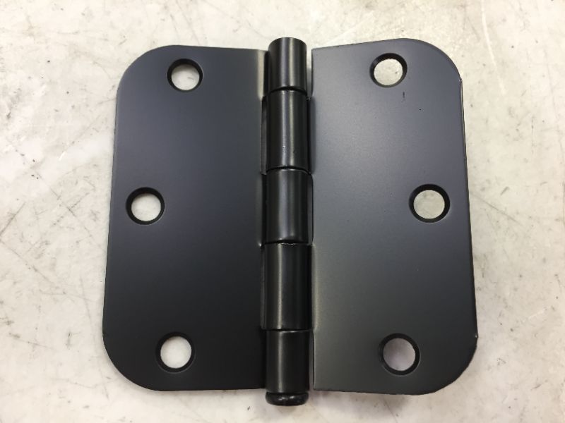 Photo 4 of Amazon Basics Rounded 3.5 Inch x 3.5 Inch Door Hinges, 13 Pack, Matte Black-- MISSING 2 SETS OF SCREWS 