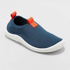 Photo 1 of TODDLER SZ 7 LAKE SLIP ON WATER SHOES 