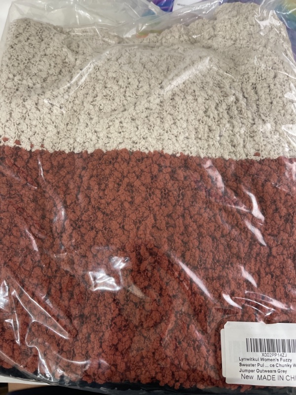 Photo 1 of SWEATER LARGE 