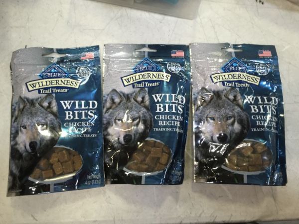 Photo 2 of Blue Buffalo Wilderness 100% Grain-Free Wild Bits Chicken Recipe Dog Treats - 4oz 3 Pack`