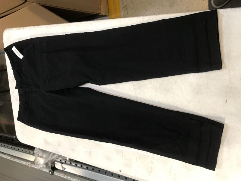 Photo 2 of Amazon Essentials Women's Cropped Girlfriend Chino Pants SIZE 6