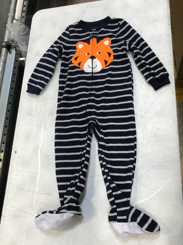 Photo 3 of 3 KIDS ONESIE PJS SIZE 2T