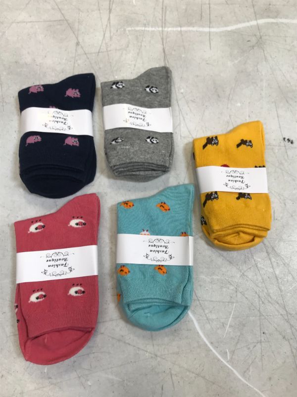 Photo 1 of 5 PAIRS OF SOCKS