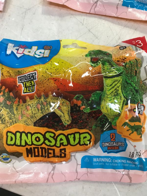 Photo 2 of dinosaur model kids build top play 5 count 