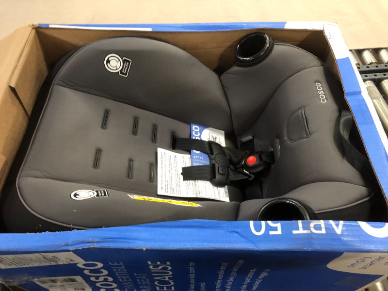 Photo 3 of Cosco Apt 50 Convertible Car Seat (Black Arrows)

