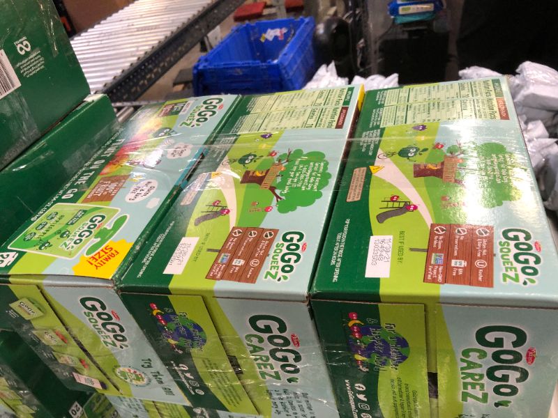 Photo 2 of GoGo squeeZ Fruit on the Go Variety Pack, Apple Apple & Apple Cinnamon, 3.2 oz. (20 Pouches) - Tasty Kids Applesauce Snacks - Gluten Free Snacks for Kids - Nut & Dairy Free - Vegan Snacks
3 PACK 11/30/21