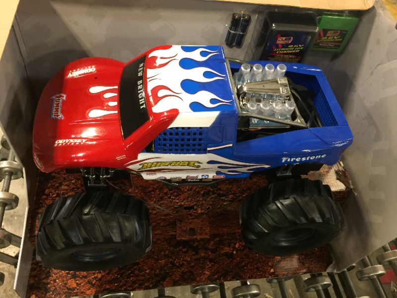 Photo 2 of New Bright R/C 1:10 FF 9.6 Monster Truck - Bigfoot