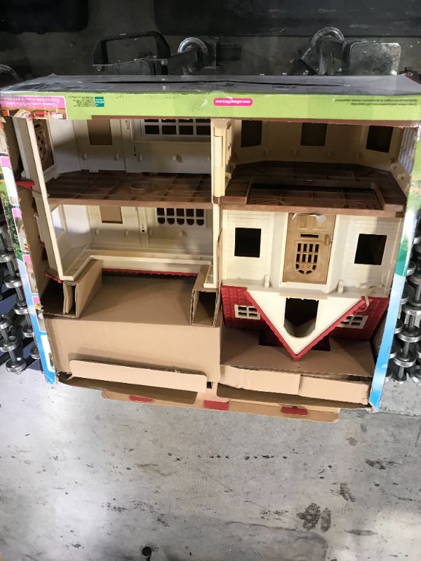 Photo 2 of Calico Critters Red Roof Grand Mansion Gift Set, Dollhouse Playset
HOUSE ONLY - MISSING FIGURINES AND ACCESSORIES
