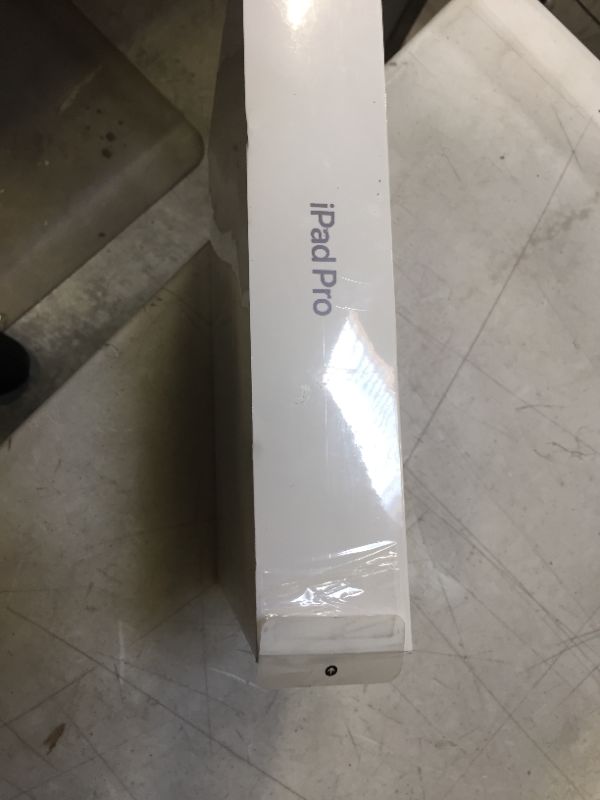 Photo 5 of Apple iPad Pro 11-inch Wi-Fi (factory sealed)