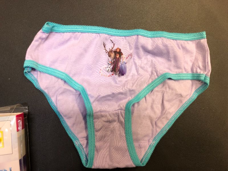 Photo 1 of Girls' Disney Frozen 6pk Underwear  size 6