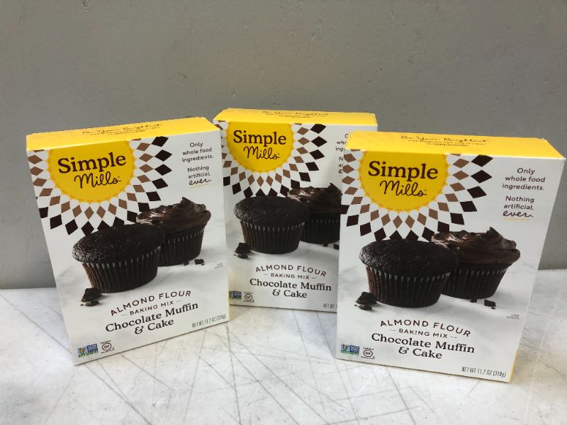 Photo 1 of 3PACK Simple Mills Gluten Free Chocolate Muffin & Cake Almond Flour Baking Mix - 11.2oz EXP 11-20-2021