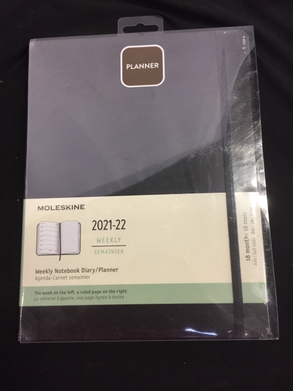 Photo 2 of 2021-22 Academic 18 Month Planner 7.5" x 9.75" Weekly XL Black - Moleskine
