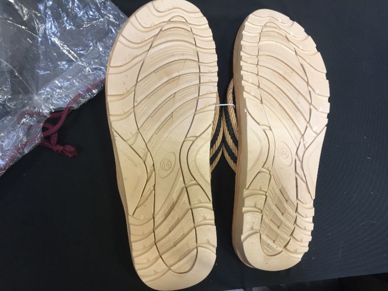 Photo 1 of Men's flip flop sandals size 10.5