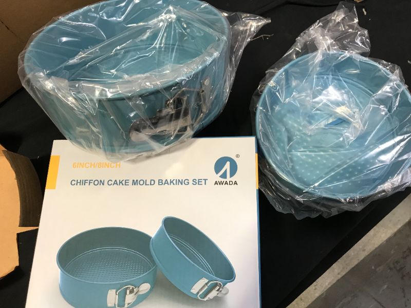 Photo 1 of CHIFFON CAKE MOLD BAKING SET 6 INCH AND 8 INCH 