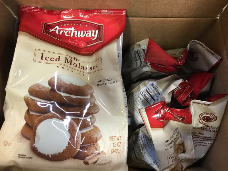 Photo 2 of 2 BOXES OF 6 Archway Iced Molasses Cookies - 12oz
BEST BY MAY 22 2021