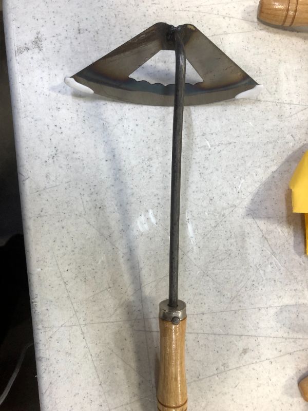 Photo 1 of Handheld Weeding Hoe, Hollow Hoe for Gardening, Using Traditional Quenching Forging Process, Manual Forging and Welding, Household Weeding/Ditching/Soil Loosening/Seeding/Planing,Small 2 pack 
