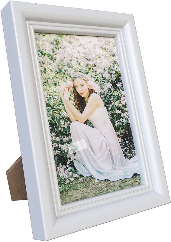 Photo 1 of 2 PACK
Xuanrong 4x6 inch solid wood photo frame for hanging and standing, for Table Top Display and Wall mounting Photo Frame?Bedside table placement picture frame,Home Furnishing decoration(White)
