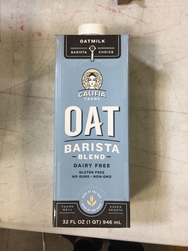 Photo 1 of --2 CASES--Califia Farms - Oat Milk, Unsweetened Barista Blend, 32 Oz (Pack of 6) | Shelf Stable | Non Dairy Milk | Creamer | Vegan | Plant Based | Gluten-Free | Non-GMO EXP. 12/01/21
