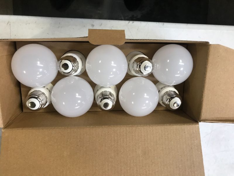 Photo 2 of 
Linkind Dimmable A19 LED Light Bulbs, 100W Equivalent, E26 Base, 5000K Daylight, 15.5W 1600 Lumens 120V, UL Listed FCC Certified, Pack of 6