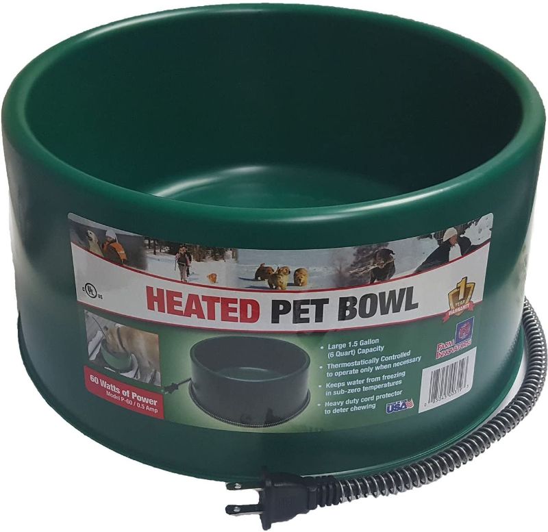 Photo 1 of Farm Innovators Heated Dog Cat Goat Pet 60 Watt 1.5 Gallon Plug In Water Bowl
